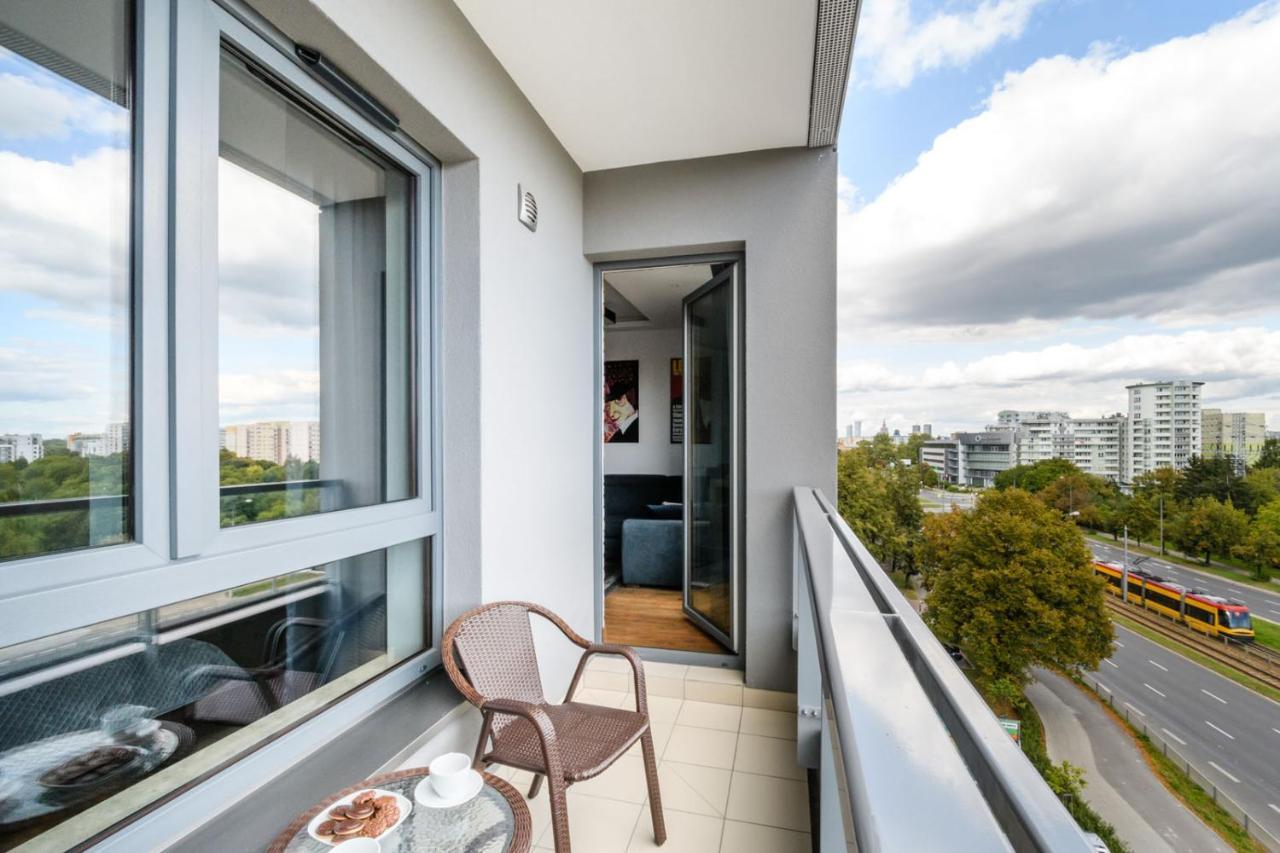Cinema Apartment - Warsawa Bagian luar foto